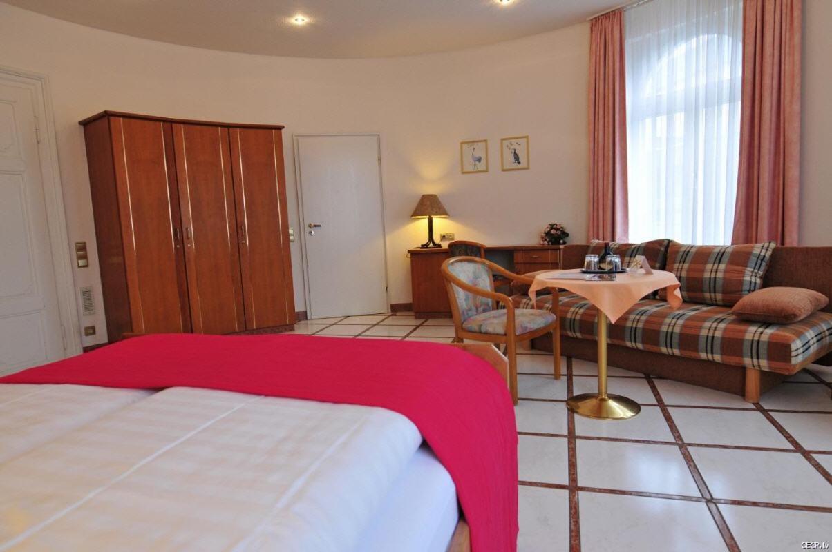 Hotel Haus Reichert Baden-Baden Room photo